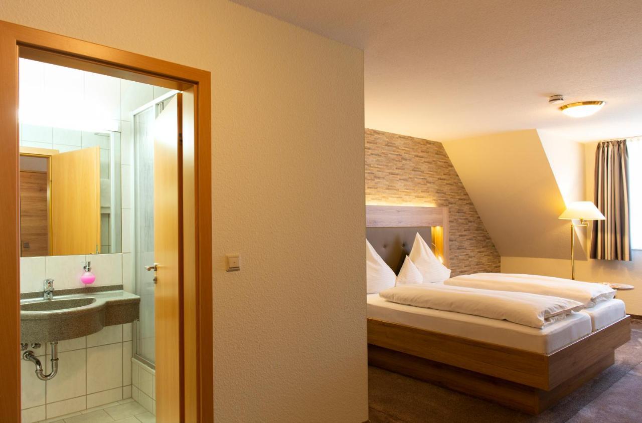 Land-Gut-Hotel Raeuber Lippoldskrug Alfeld  Bagian luar foto